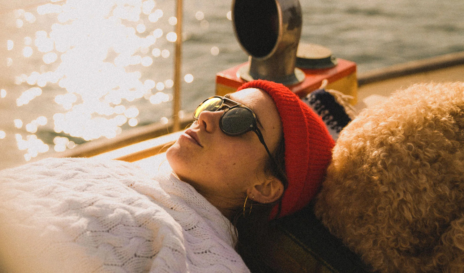 Blue Mirror Leggero Collection Desktop Image